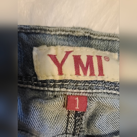YMI Juniors Blue Jean Shorts Size 1 Great Used Condition - Picture 3 of 5